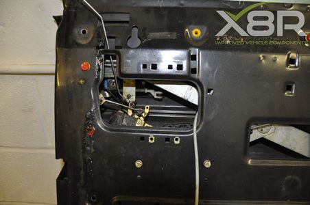 Fitting Our Replacement Door Lock Springs Land Rover Discovery 1 Range ...