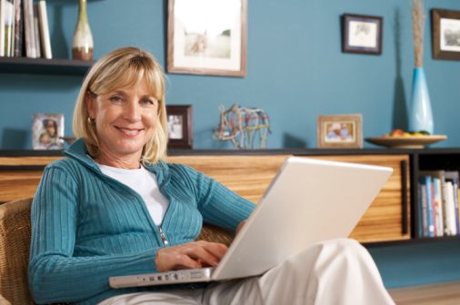 Work From Home Jobs: Possibilities, Advantages and Scams