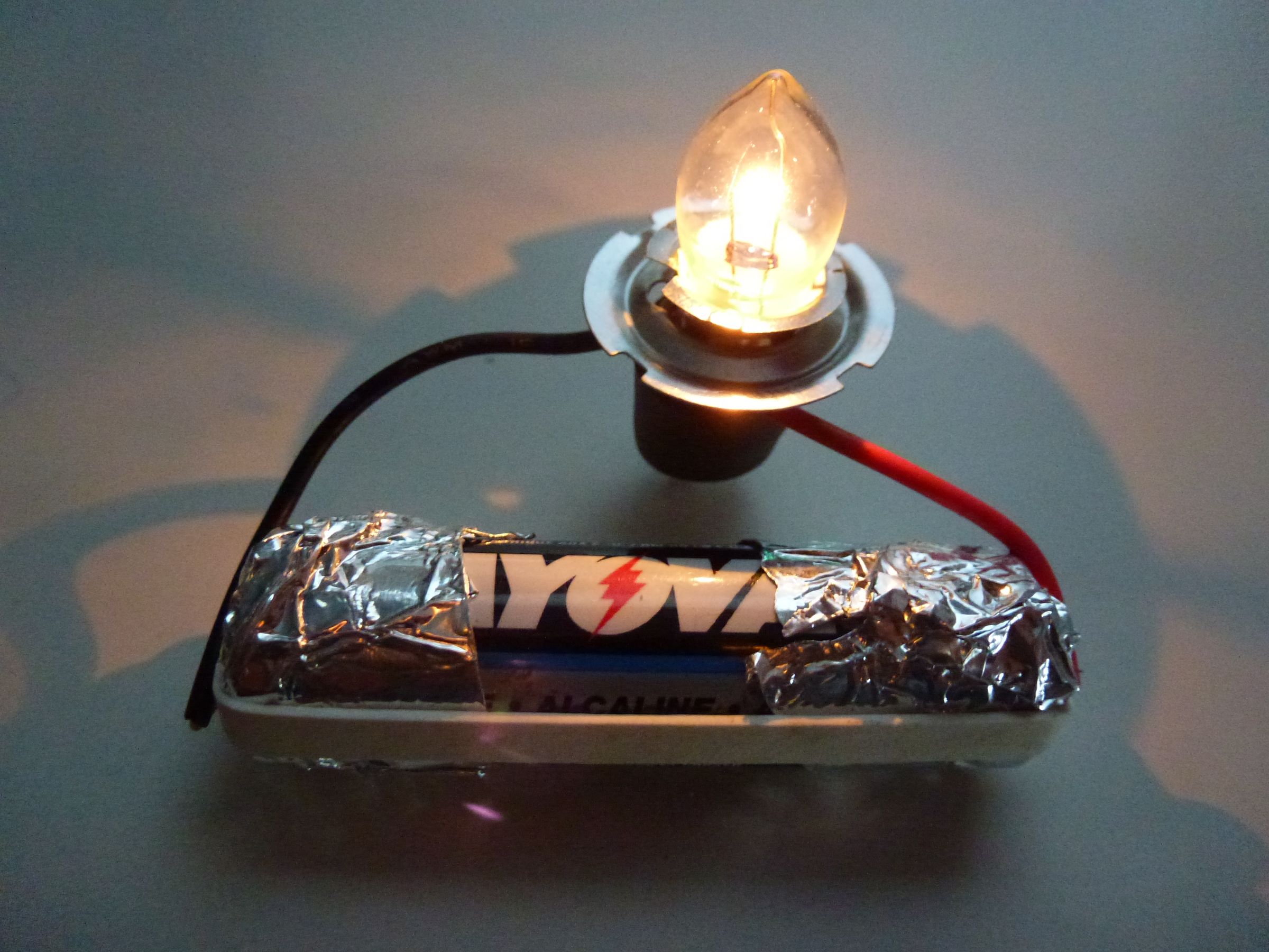 5-Minute Battery Holder