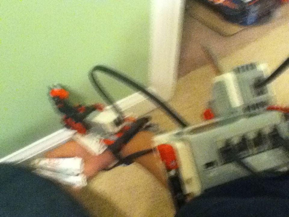 Lego Mindstorms EV3: Gauntl3t