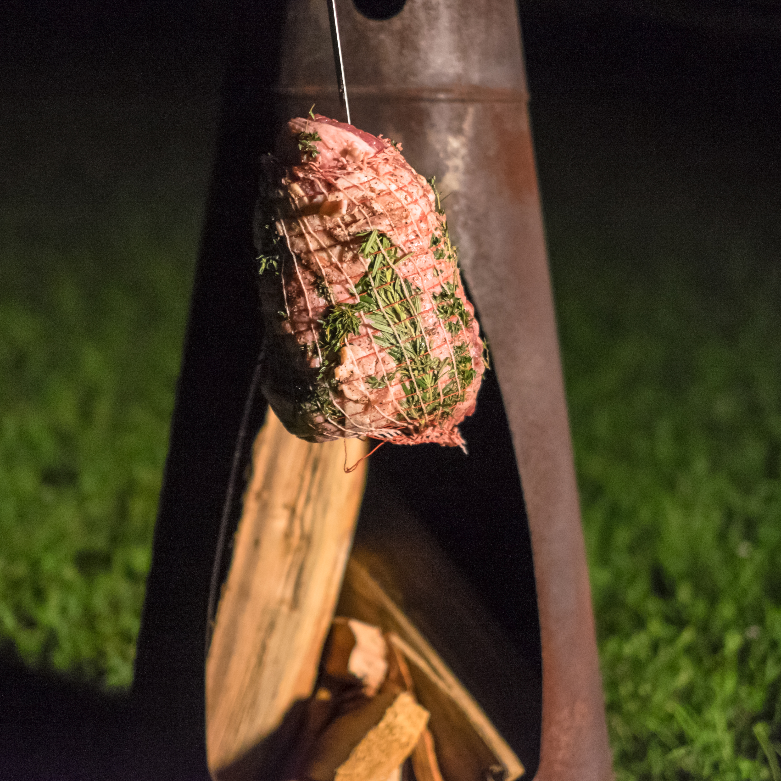 STRING TURNED ROAST LEG OF LAMB : 10 Steps (with Pictures) - Instructables