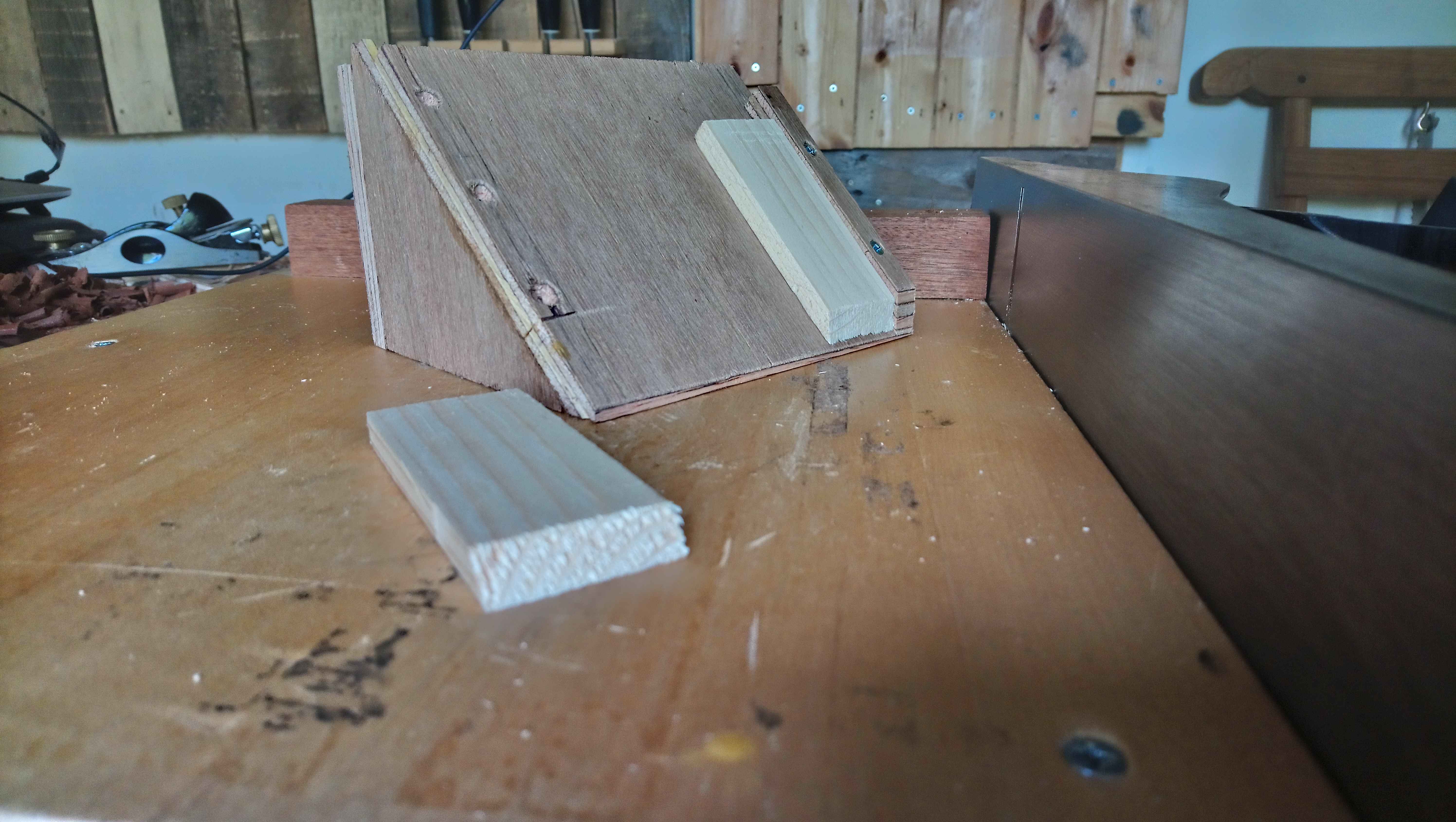 Mitre Jig for a Shooting Board 6 Steps Instructables