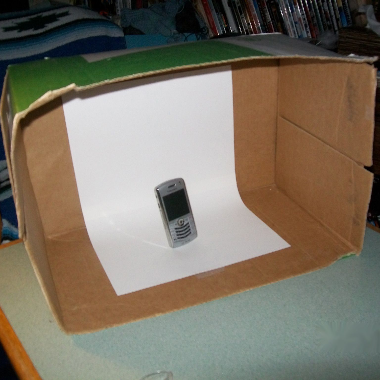 Get Better Pictures With a 30 Second Photography Lightbox