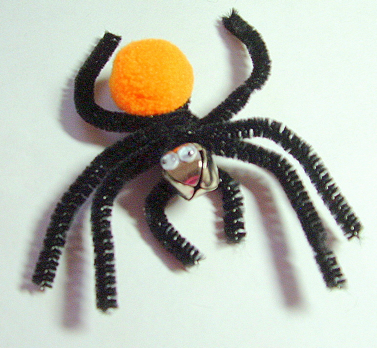 How to Make a Pom-Pom Spider