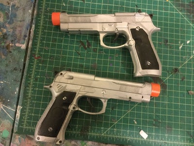 Weapons: Gun Holster