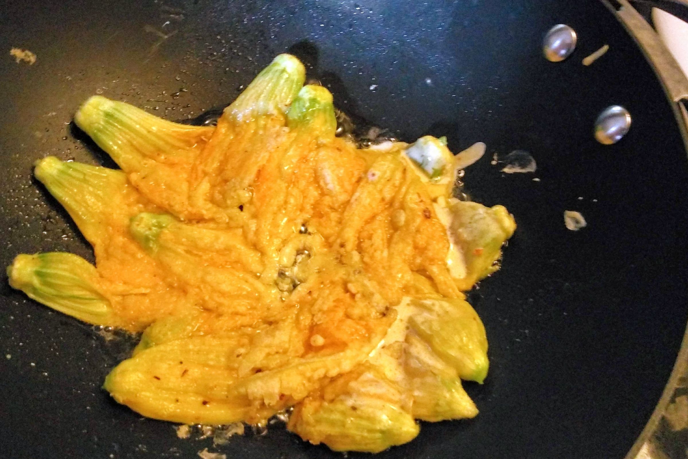 How to Fry Squash Blossoms 9 Steps (with Pictures) Instructables
