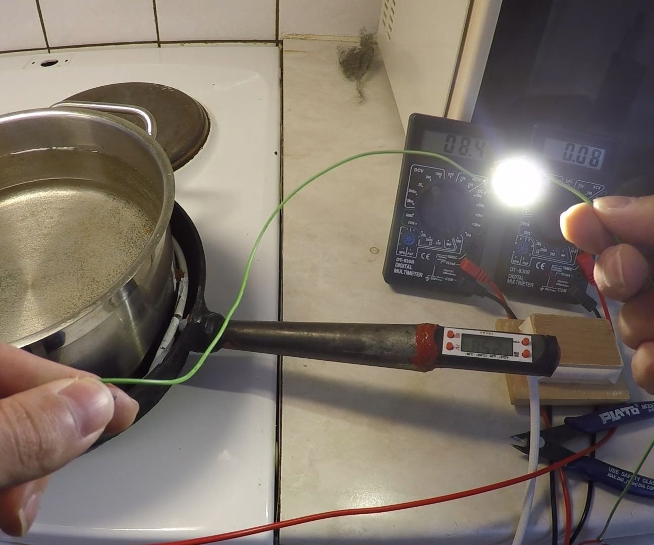 DIY Pot Generator, 9 TEG Modules Test With 10W LED Chip