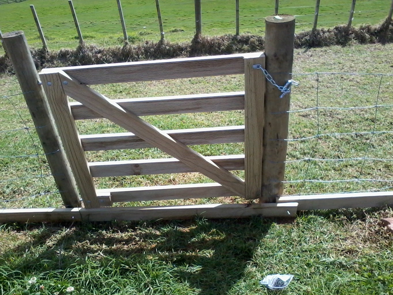 A Simple Garden Gate 7 Steps (with Pictures) Instructables
