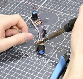 Prep the Potentiometers and OLED Displays