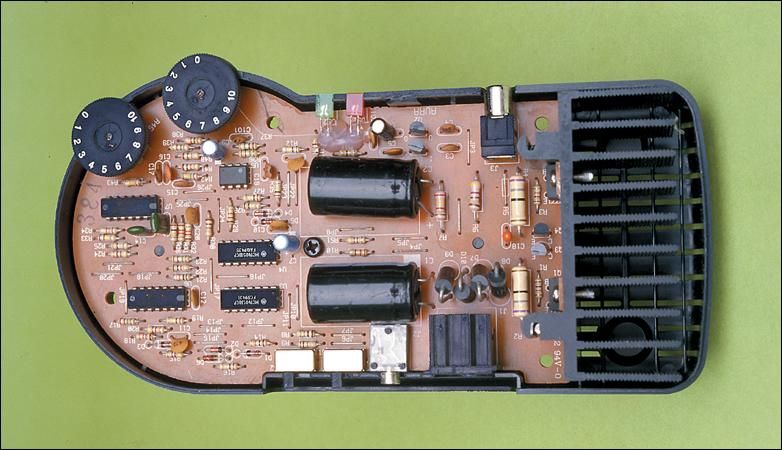 Bass Amplifier Made From Cheap Aura InteractorAmplifier