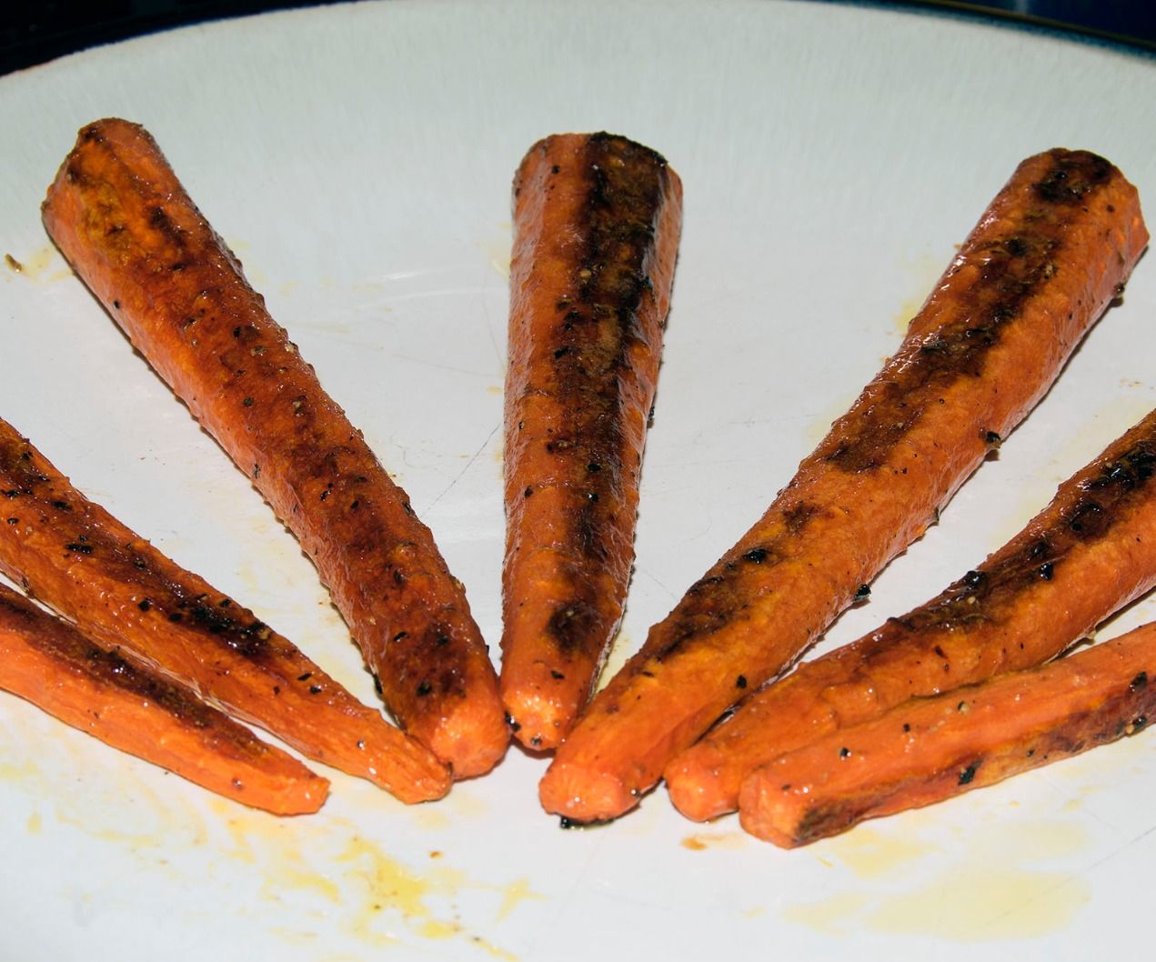Roasted Carrots With Maple Rum Glaze