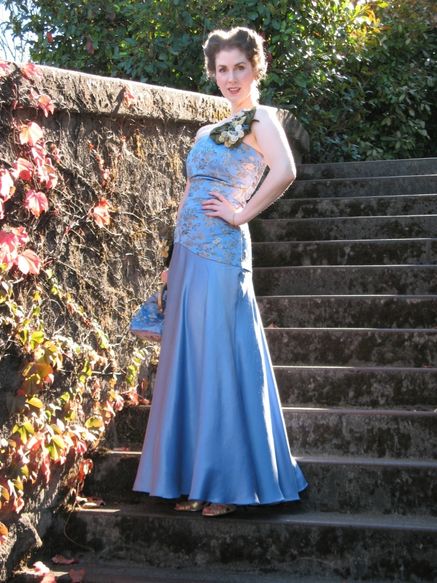 The Architecture of a Formal Gown : 10 Steps (with Pictures) - Instructables The Architecture of a Formal Gown : 10 Steps (with Pictures) - Instructables