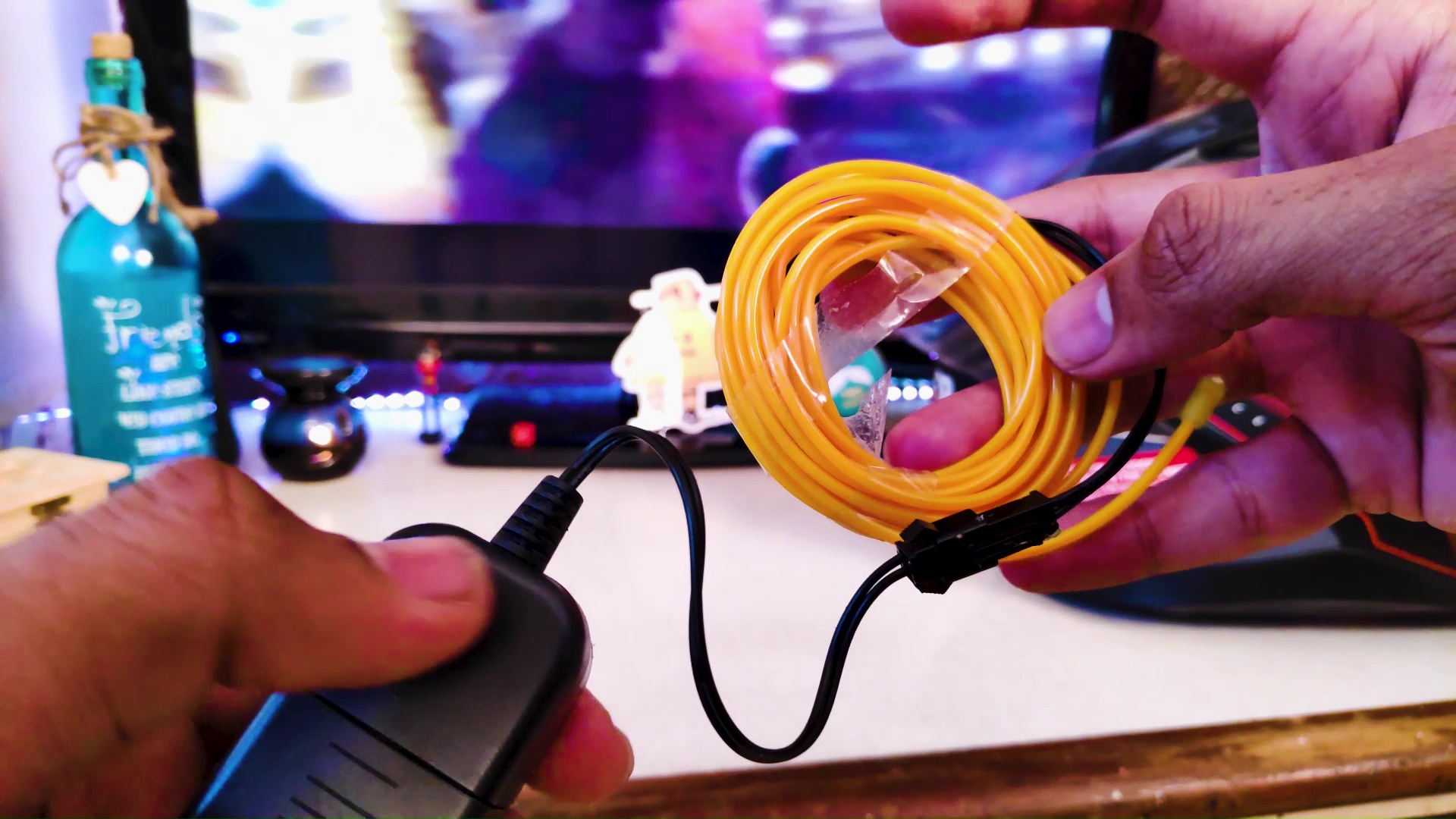 How to Install EL WIRE on Your Motorcycle Helmet 6 Steps Instructables