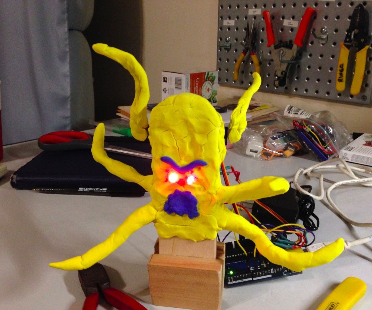 MonsterBot (Arduino powered)