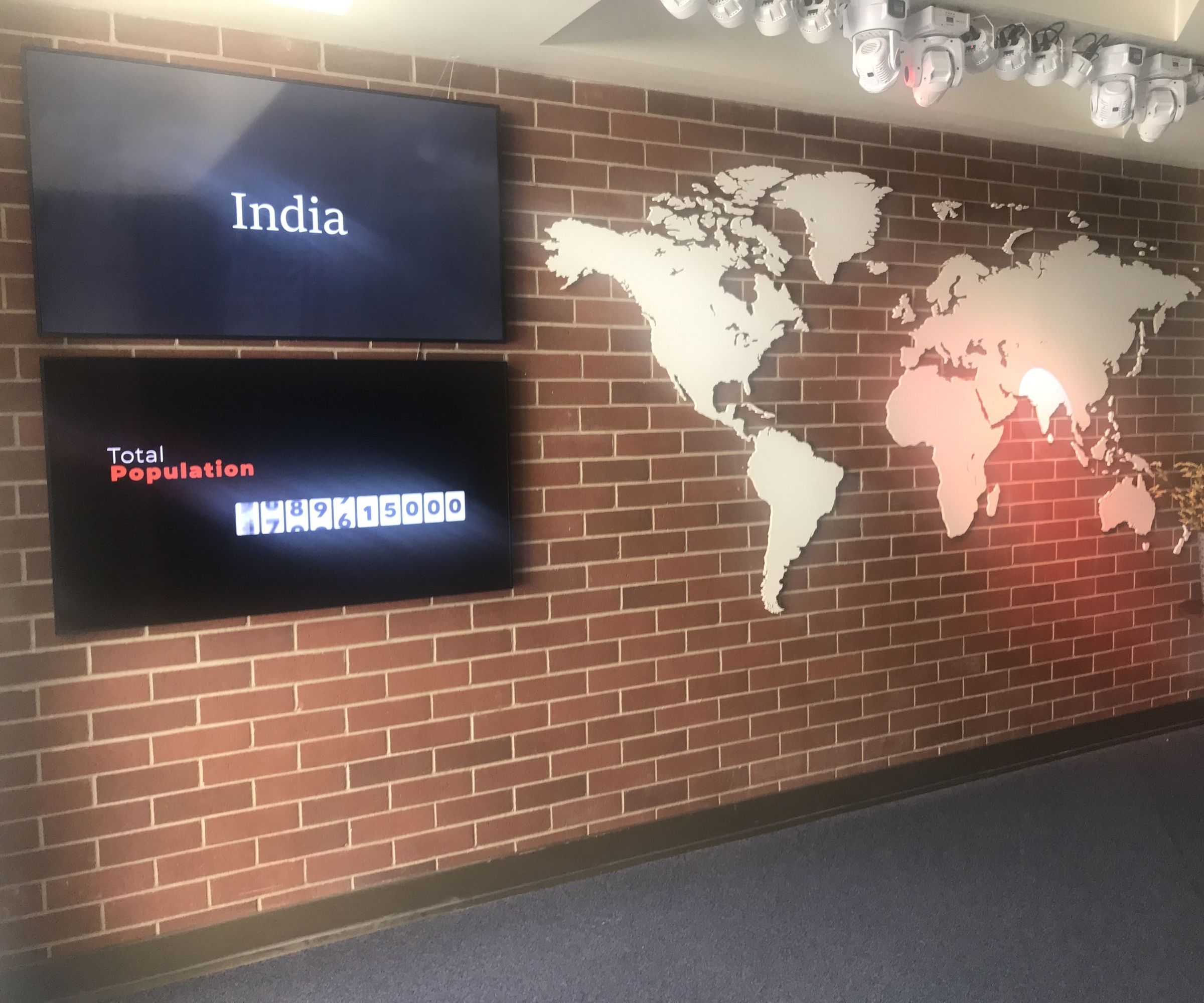 Smart World Map With Data Screens and DMX Programmable Lighting