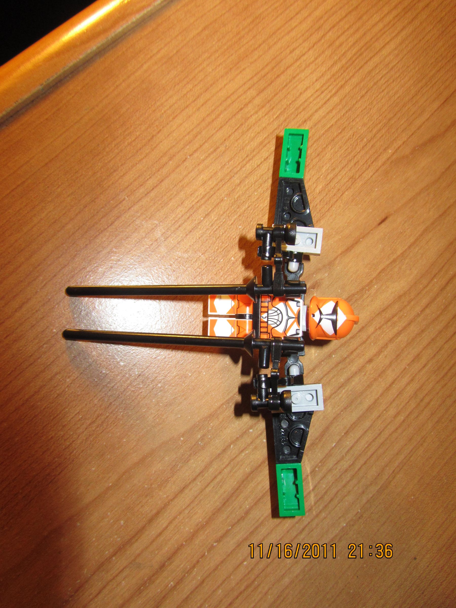 Lego Minifigure Wings