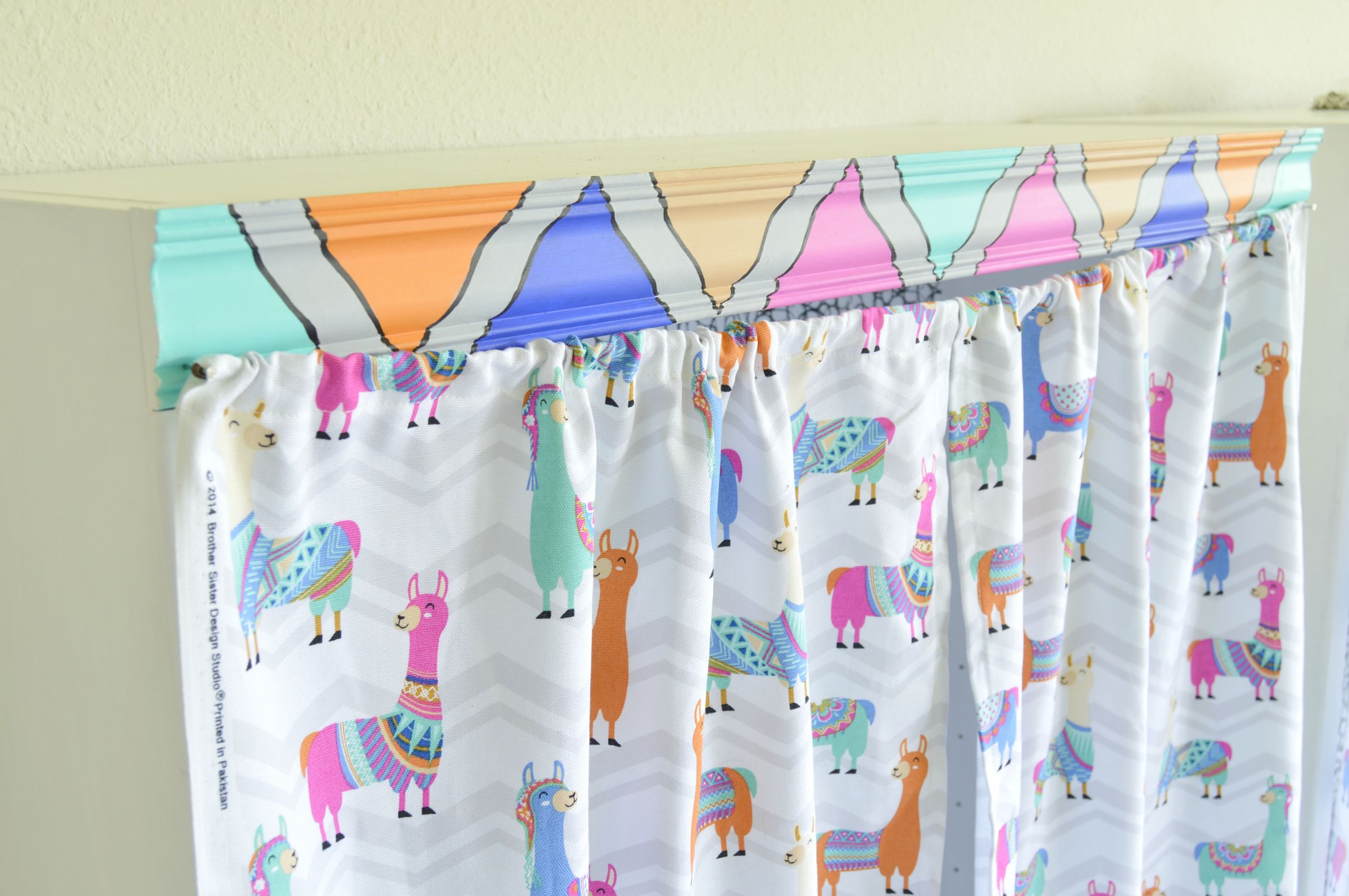 How to Add Curtains to Bookshelf Bookshelf Makeover 9 Steps (with