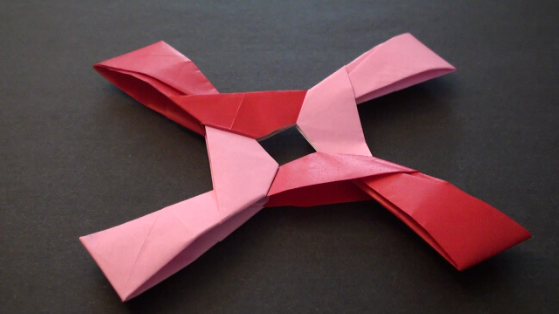 How to Make an Origami Frisbee (Francisco Caboblanco)!
