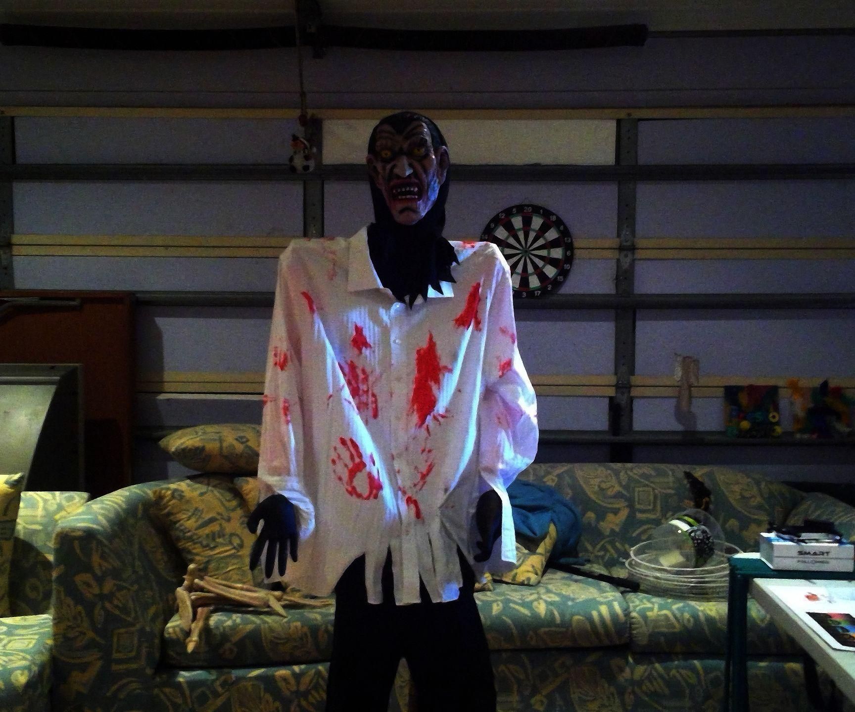 The Limping Zombie Prop 