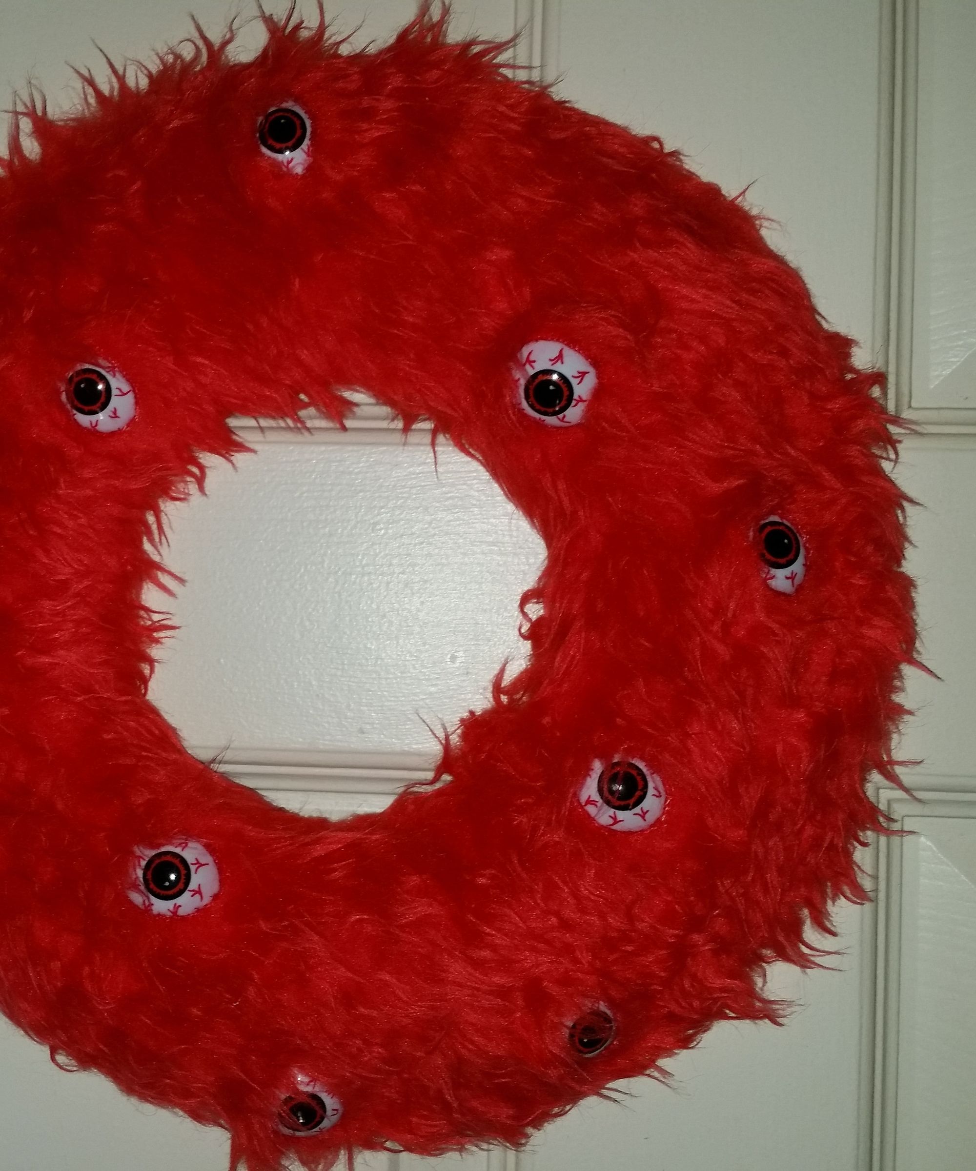 Cheap Monster Wreath (With Cats)
