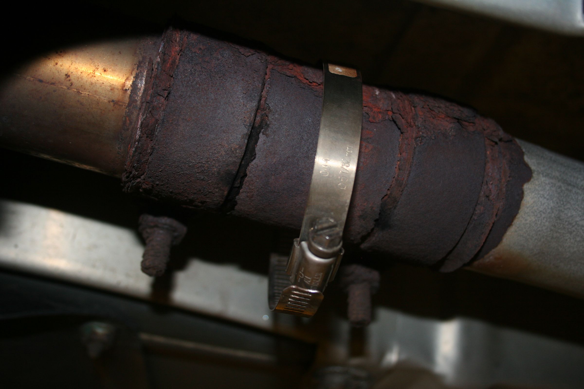 How to Fix Your Muffler With a Hose Clamp at Instructables