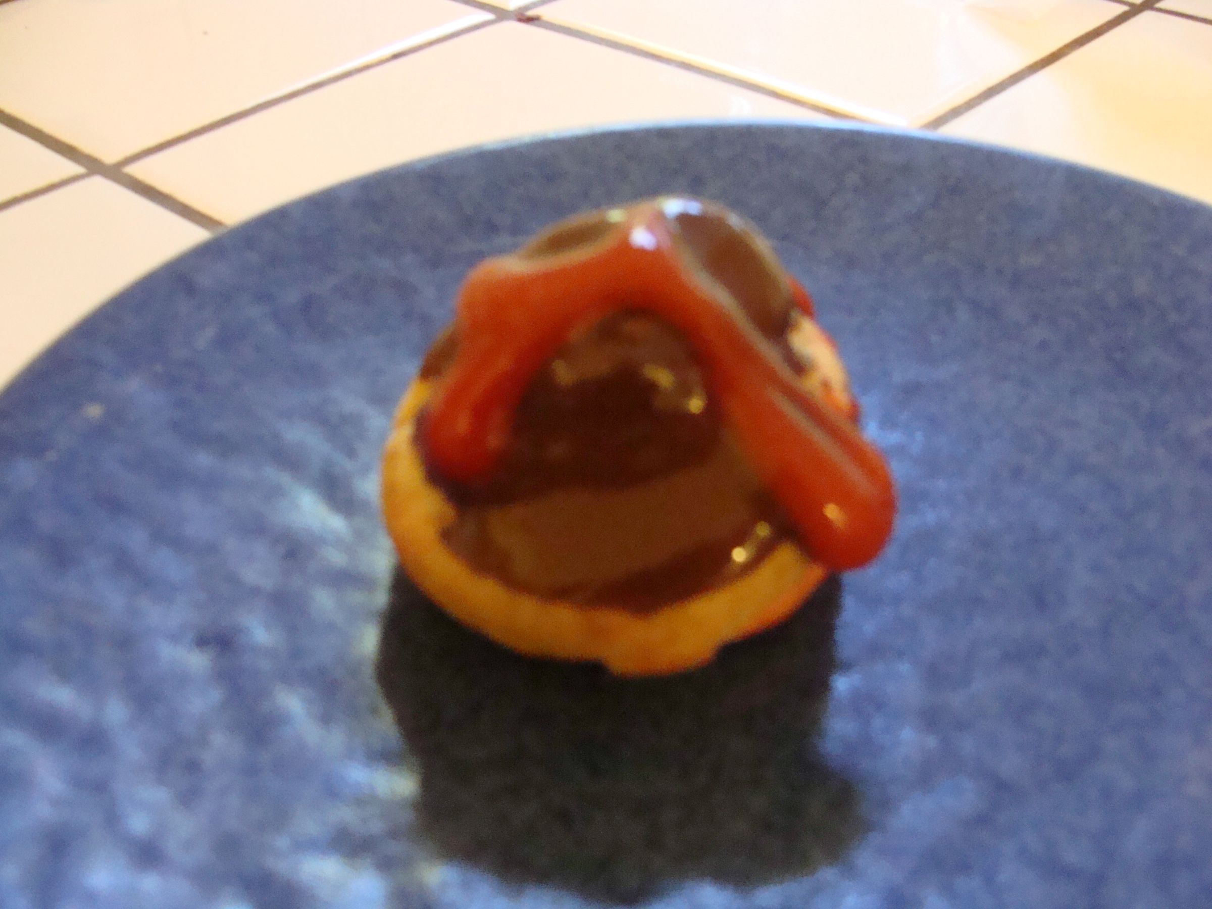 Halloween Bleeding Cream Puffs