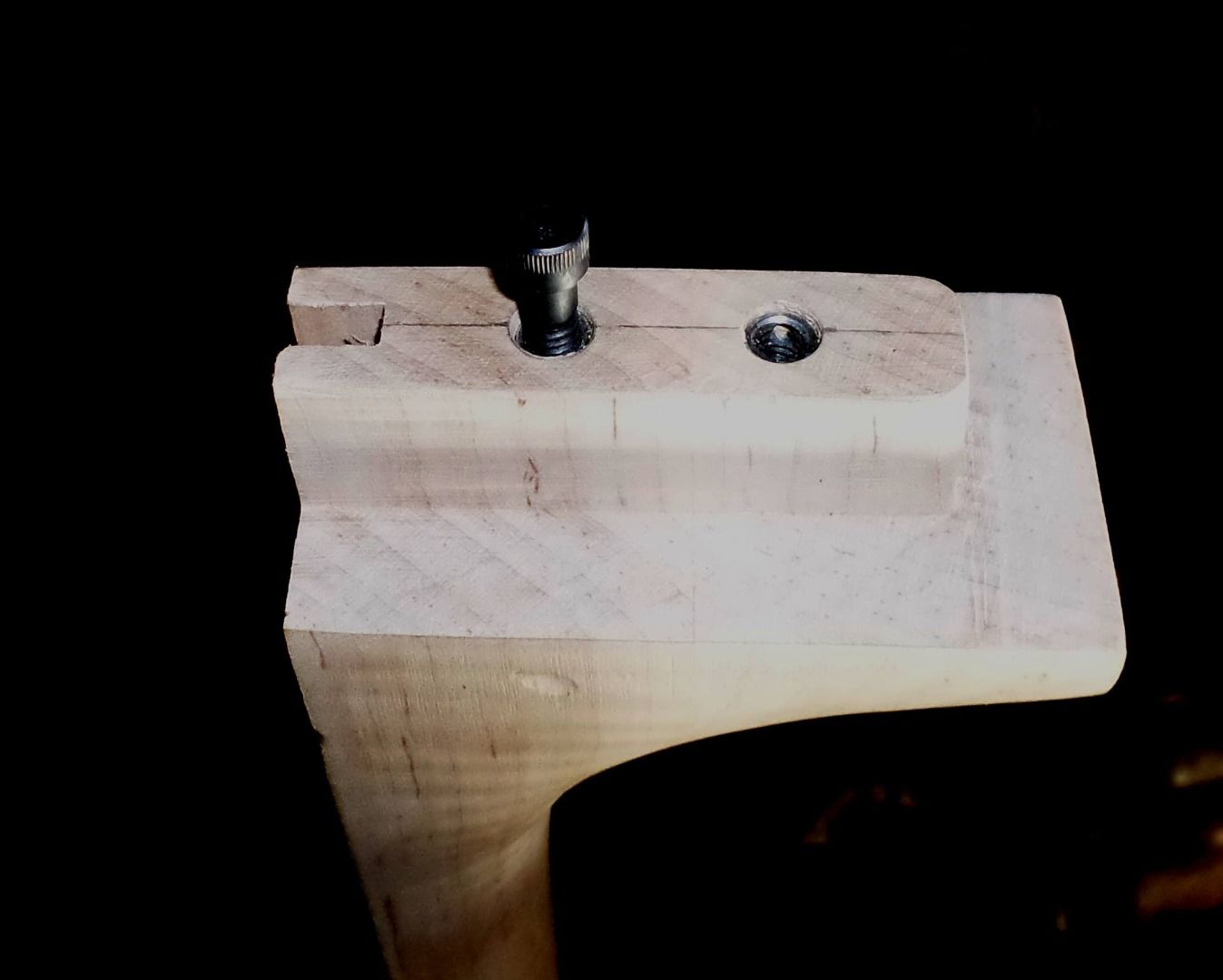 Kerfing Strips, Tail Piece Inlay and Fitting the Neck