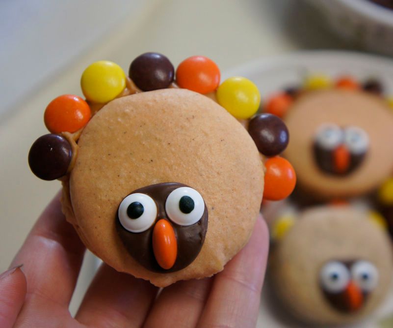 Macaron Turkeys : 7 Steps (with Pictures) - Instructables