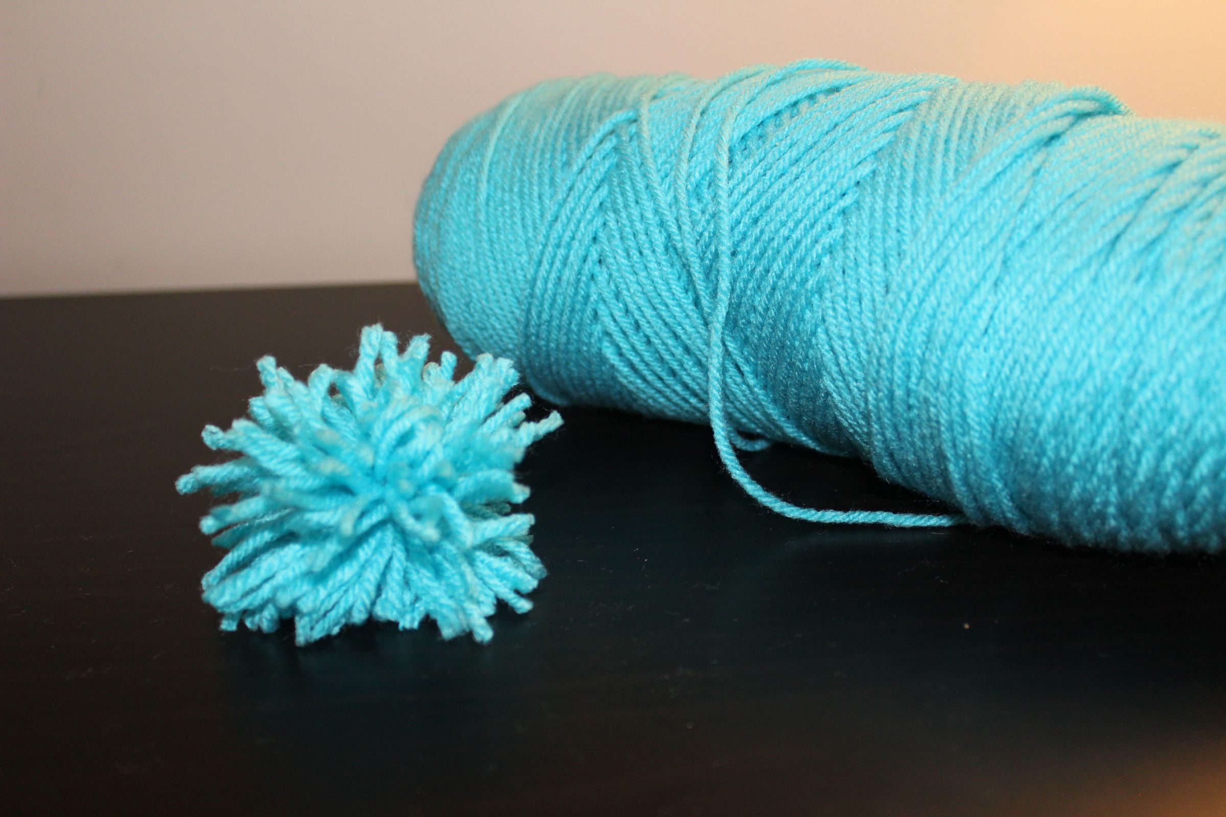 How to Make a Pom Pom Out of Yarn 11 Steps Instructables