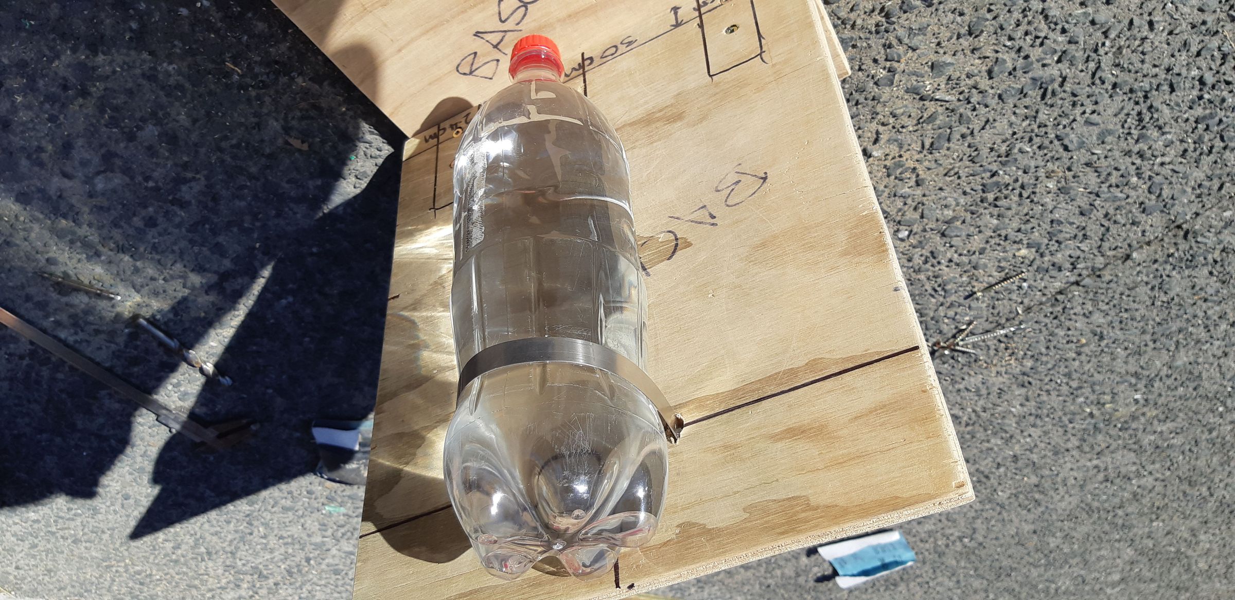 SIMPLE SELF FILLING PET WATER BOWL! 8 Steps Instructables