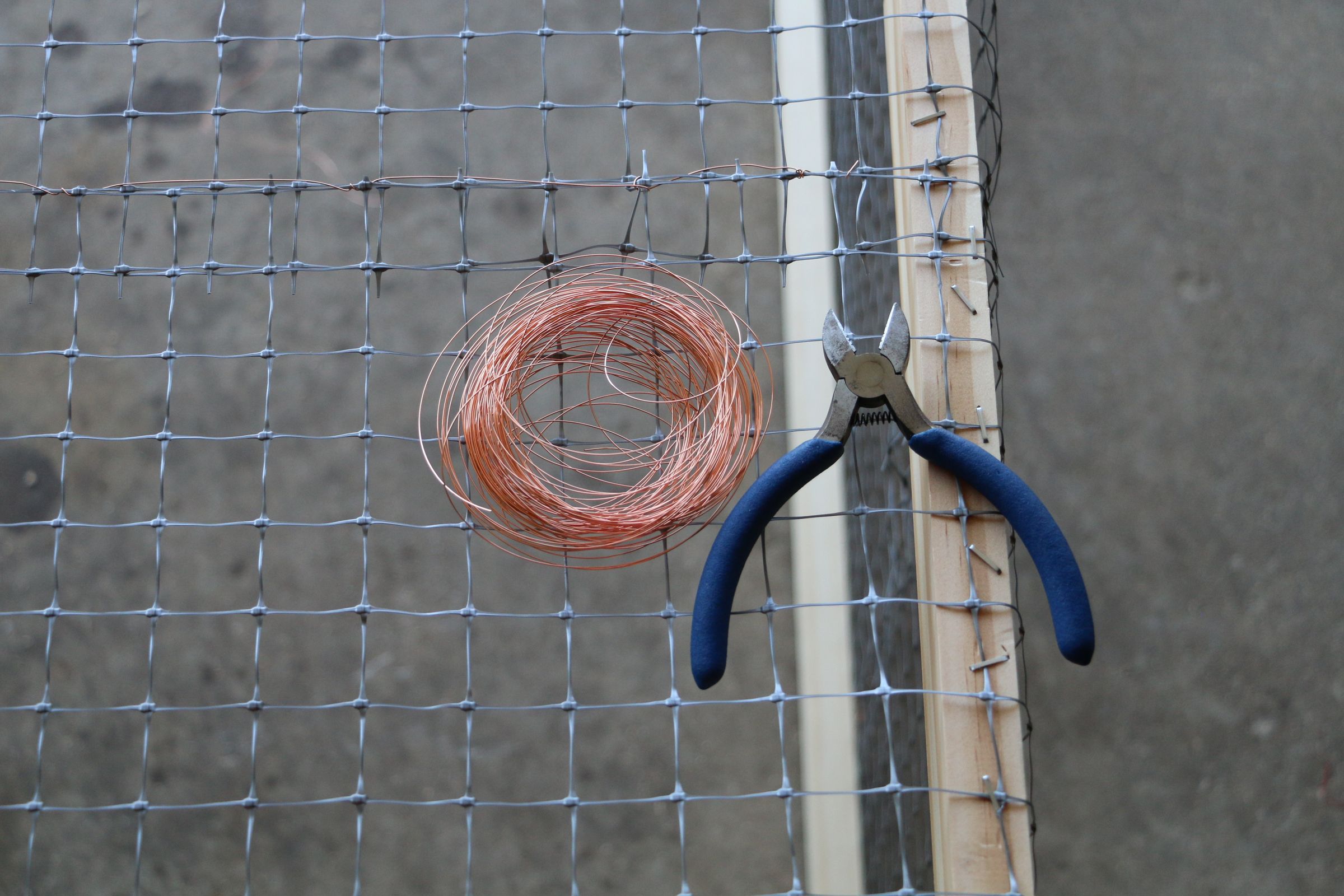 How to Make a Raised Garden Bed Cover With Hinges 5 Steps (with