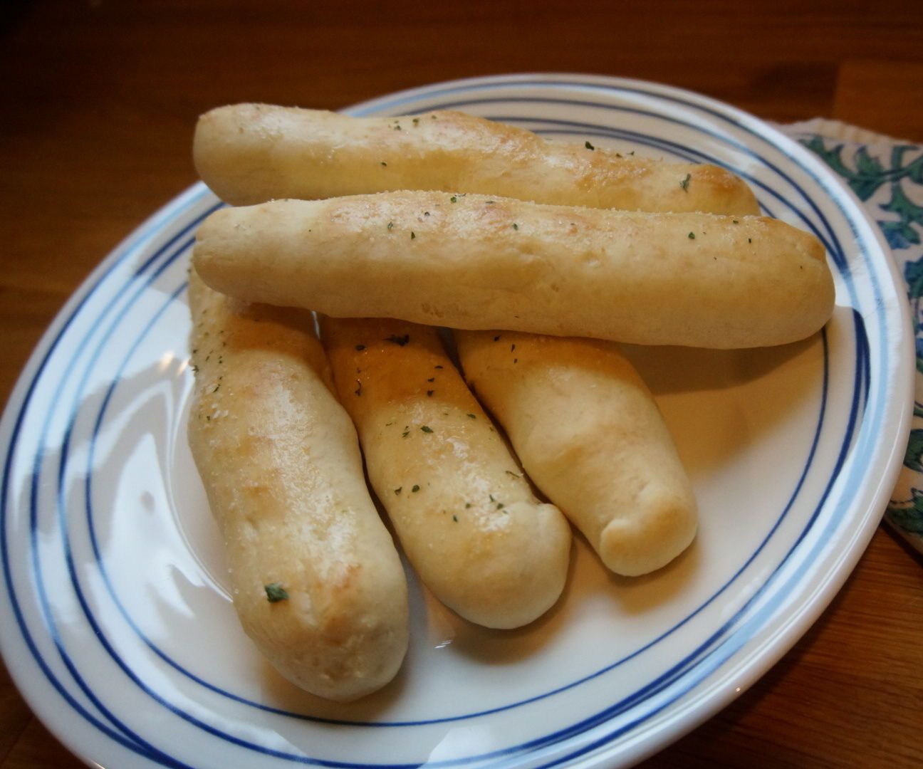 Copycat Olive Garden Bread Sticks