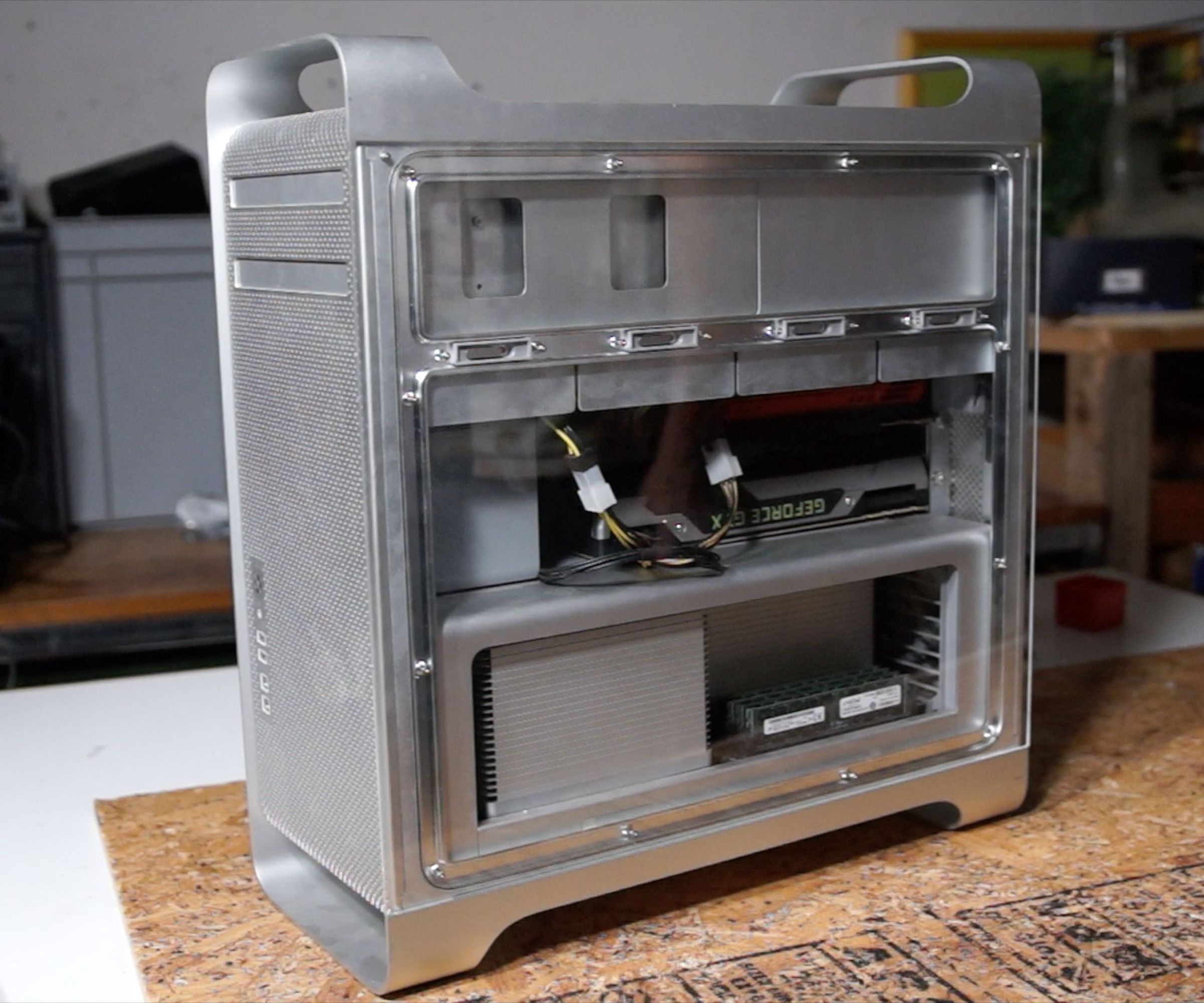 Mac Pro Case Mod - Transparent Side Panel