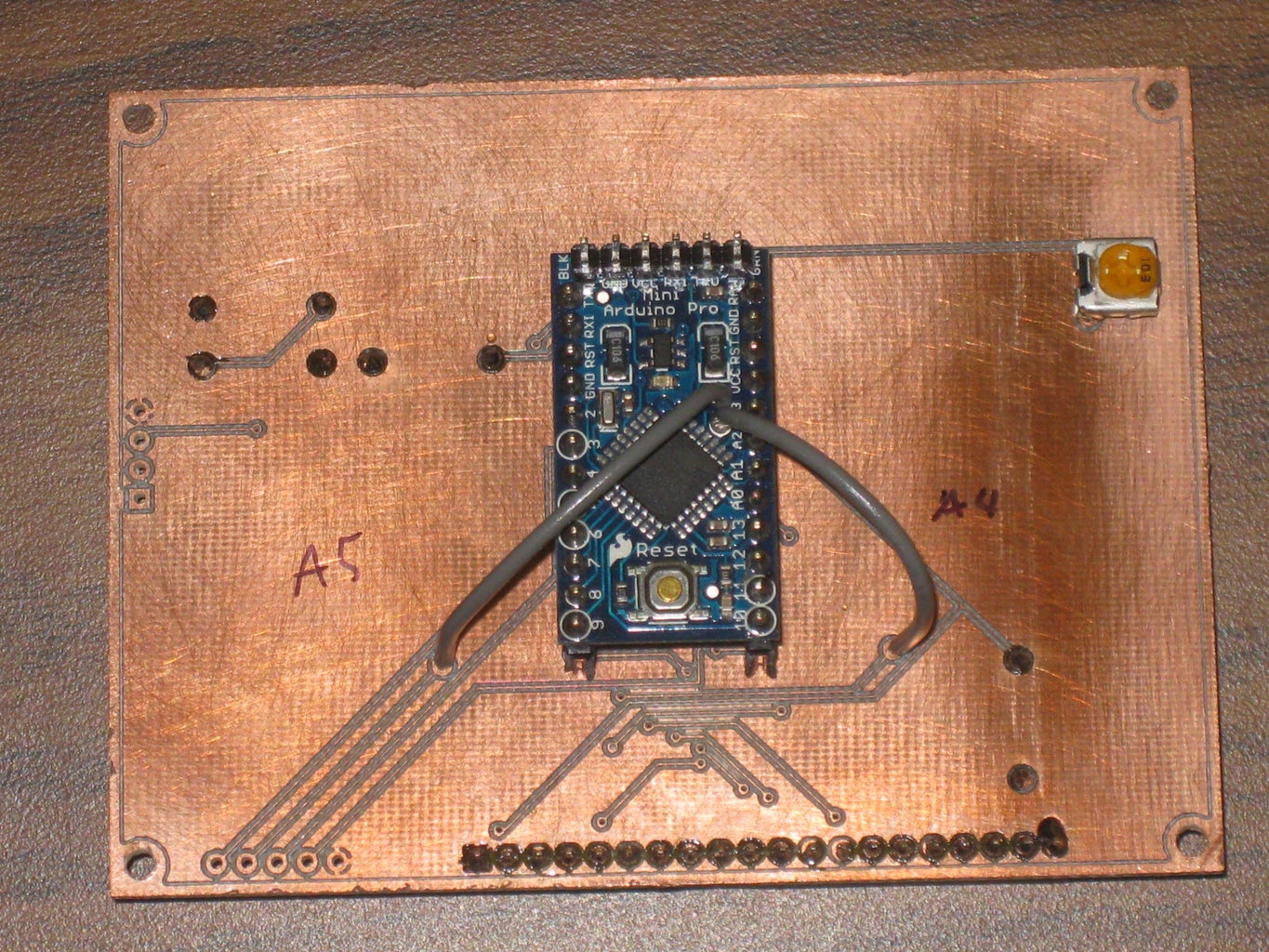 IPod Information Screen : 7 Steps (with Pictures) - Instructables