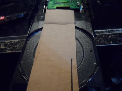Acoplando La Charola Del CD-ROM / Putting the Tray of the CD-ROM