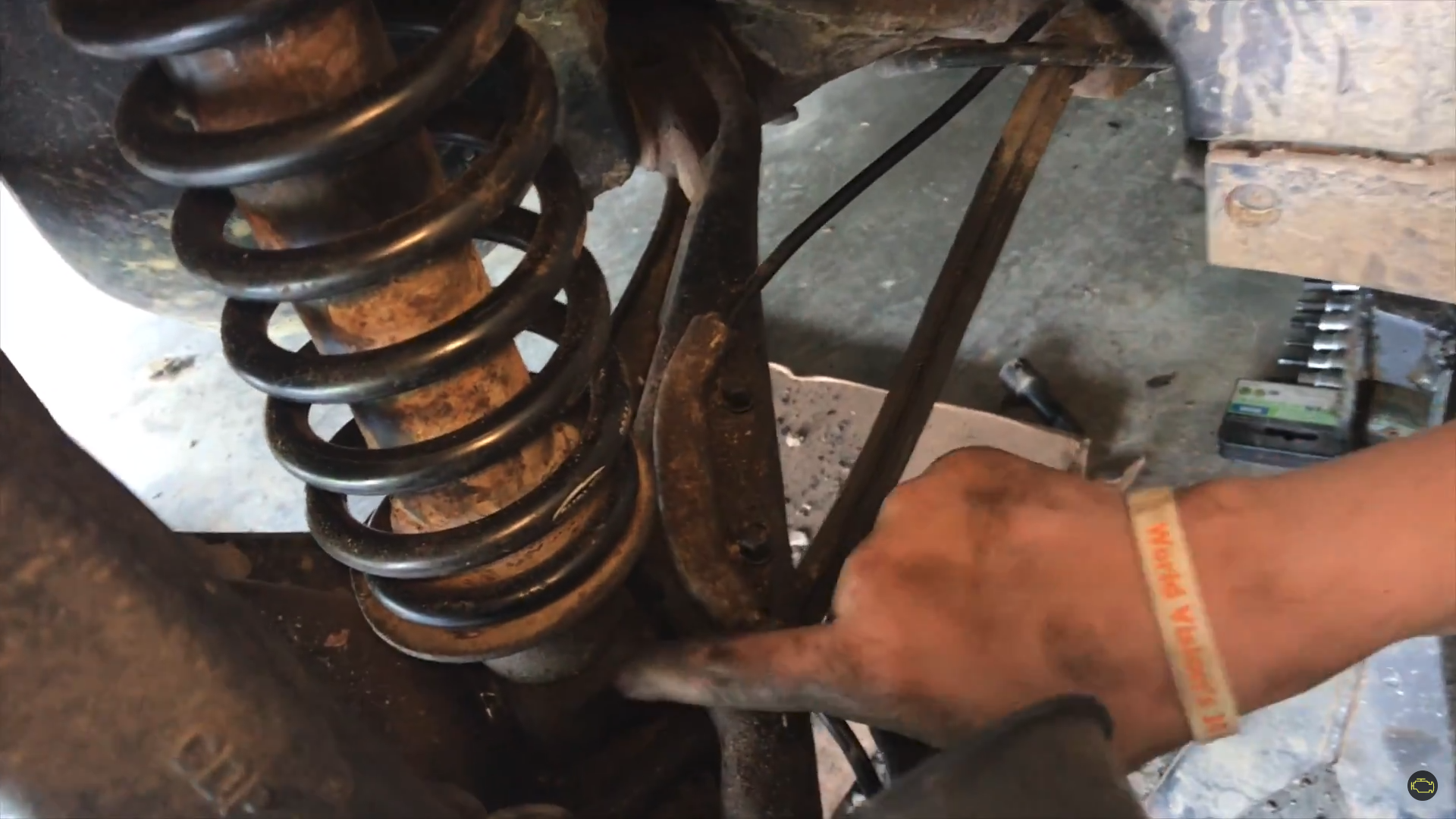 Replace Coil Springs (the LOWCOST Way) 5 Steps Instructables