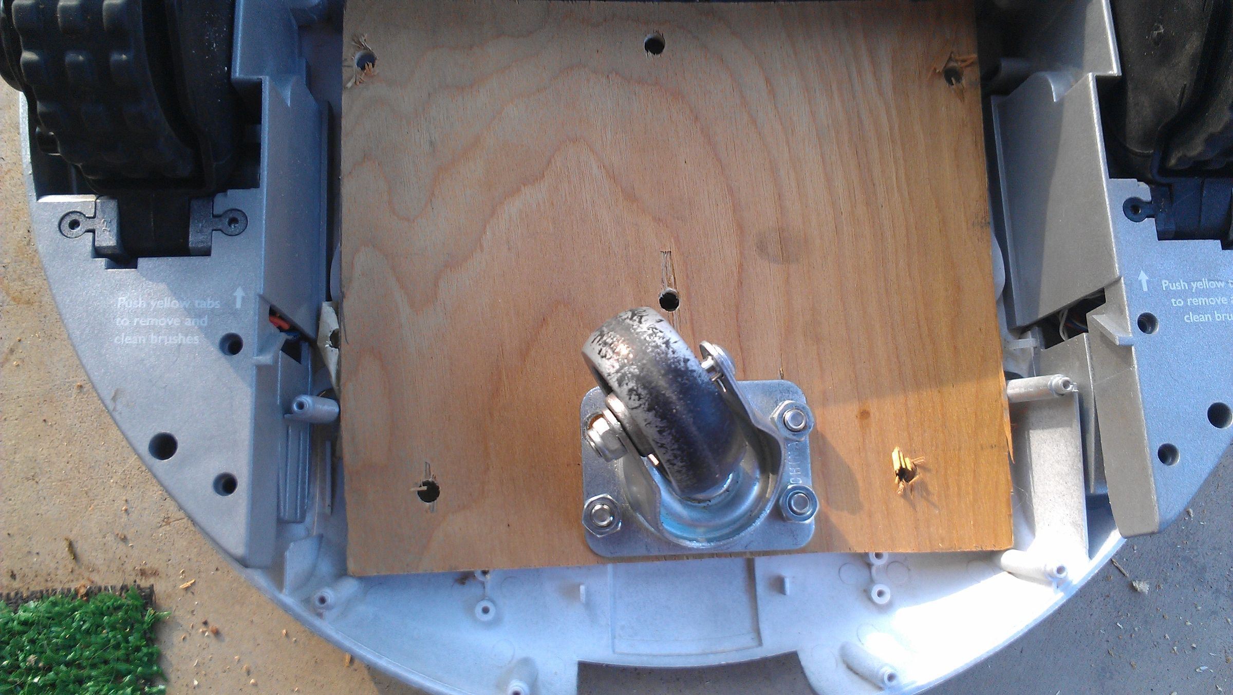 How to Build a Roomba Bot 8 Steps Instructables