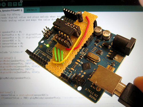 ATtiny Programming Shield for Arduino