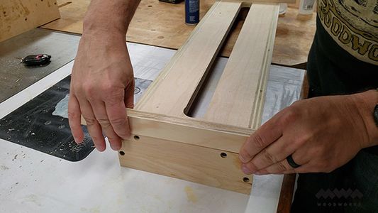 How to Make a Router Sled to Flatten Slabs : 9 Steps (with Pictures ...