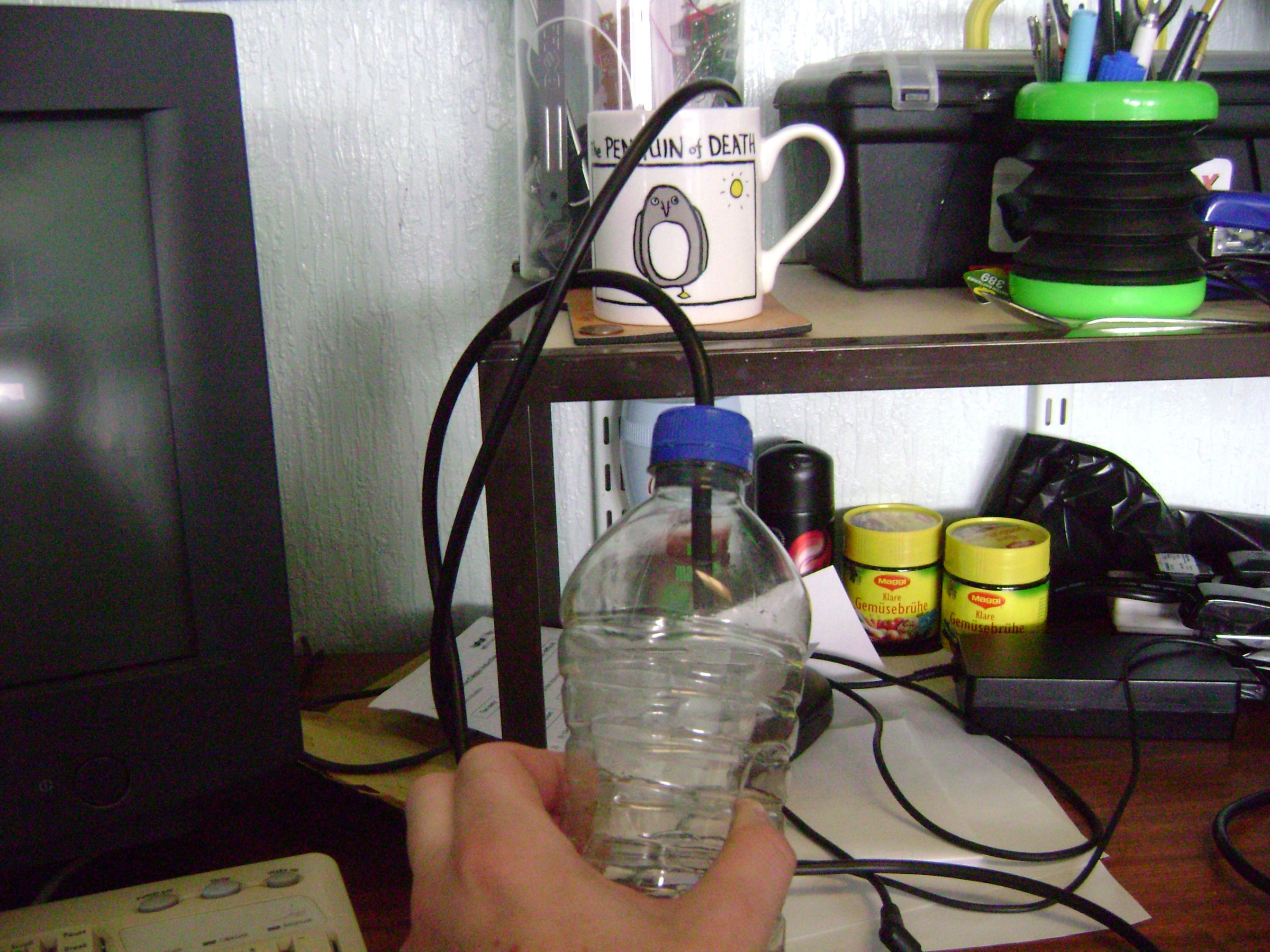 How to Make a Syphon Without Getting Anything in Your Mouth 4 Steps