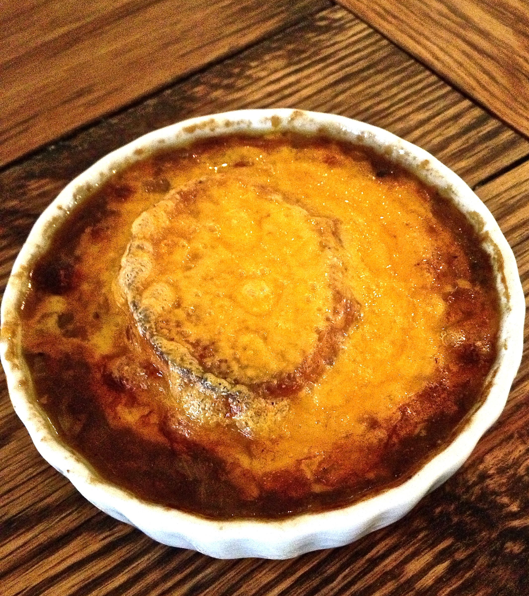 NOT SO QUICK BUT VERY SIMPLE FRENCH ONION SOUP