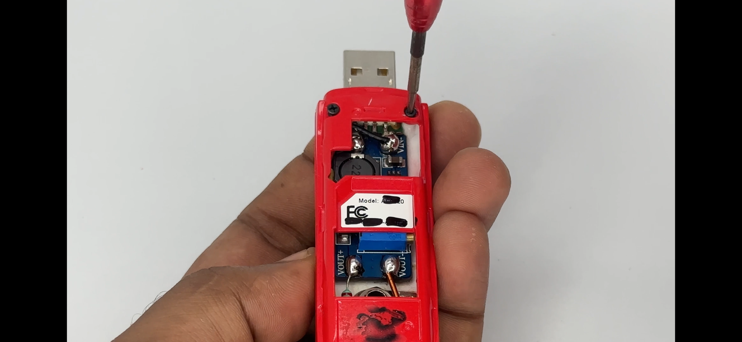 DIY LED Voltage Tester – Test Any DC Voltage With LEDs! : 11 Steps ...