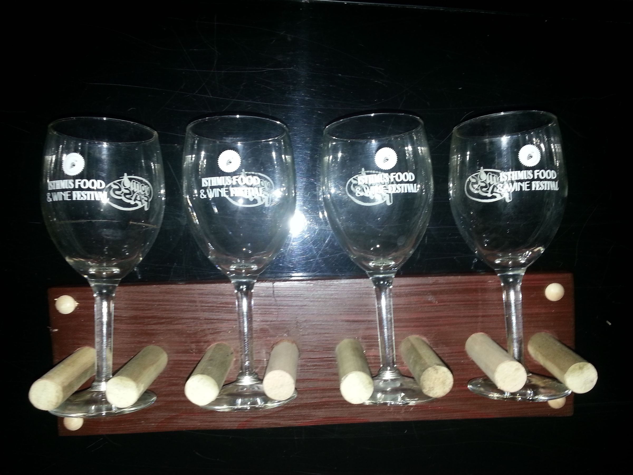 Wine Glass Wall Mount 4 Steps Instructables