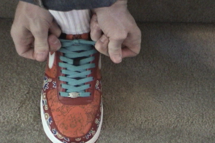 Shoe 2025 tie knots