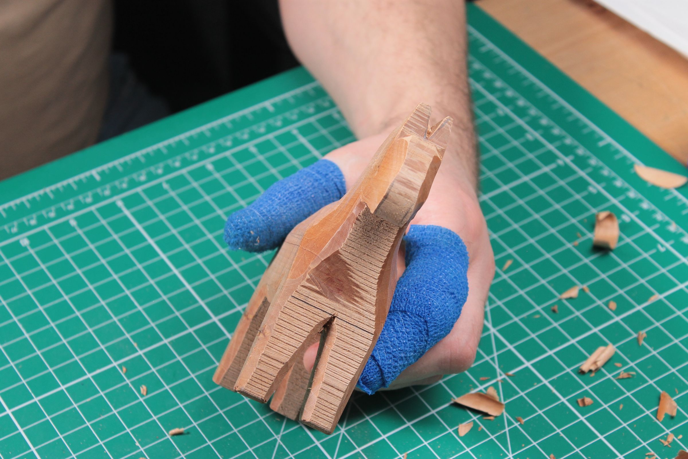 Dala Horse Carving in 5 Steps I Easy Wood Carving for Beginners 5