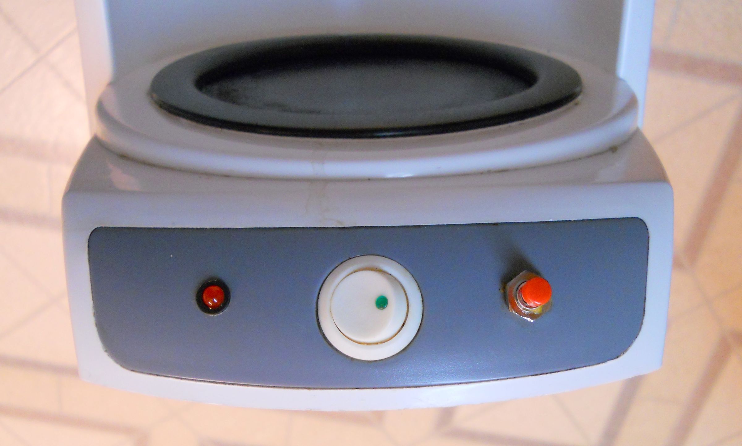 The "Feel Like a Queen Coffee Machine" 13 Steps (with Pictures