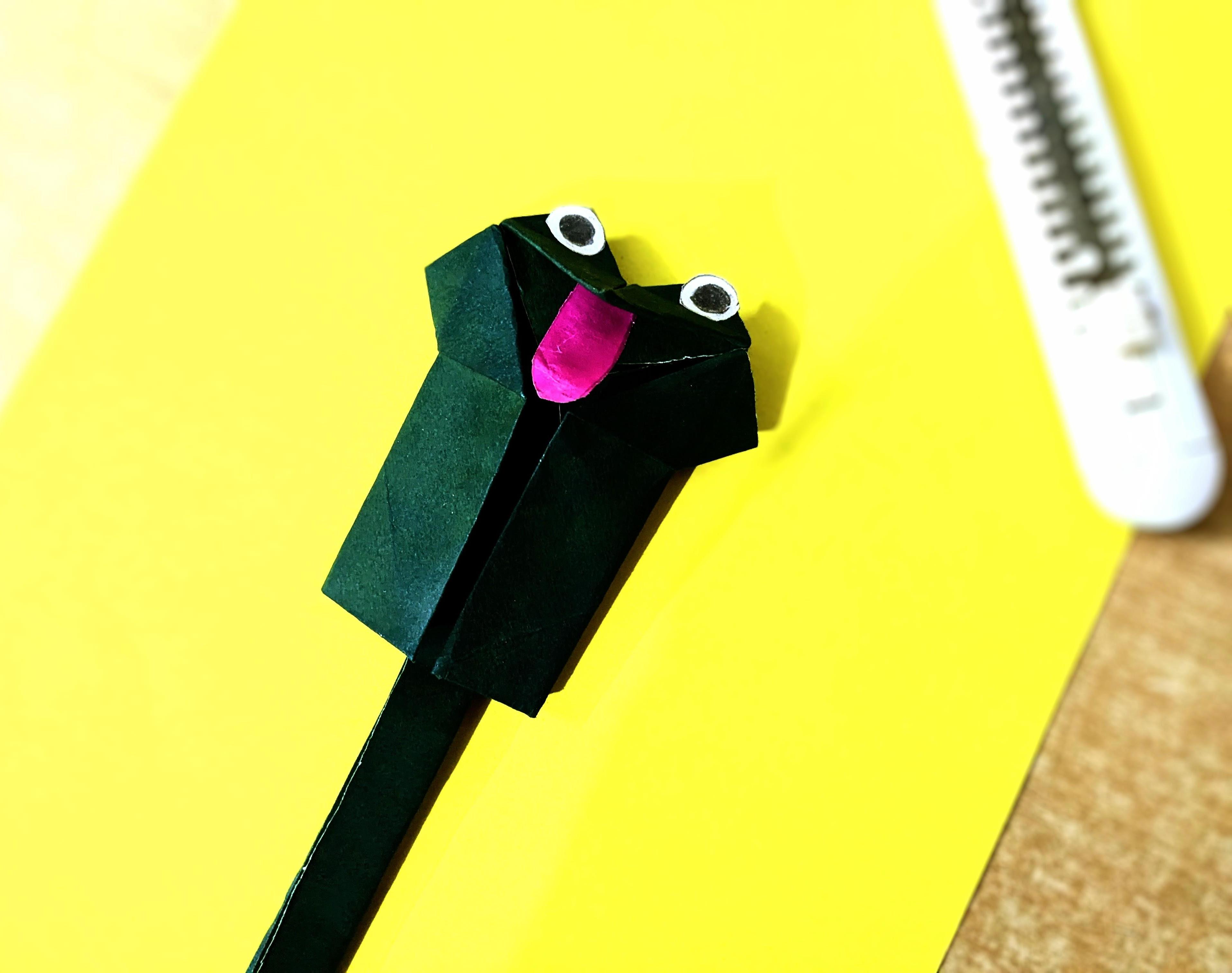 Fun Cartoon Moving Crazy Frog