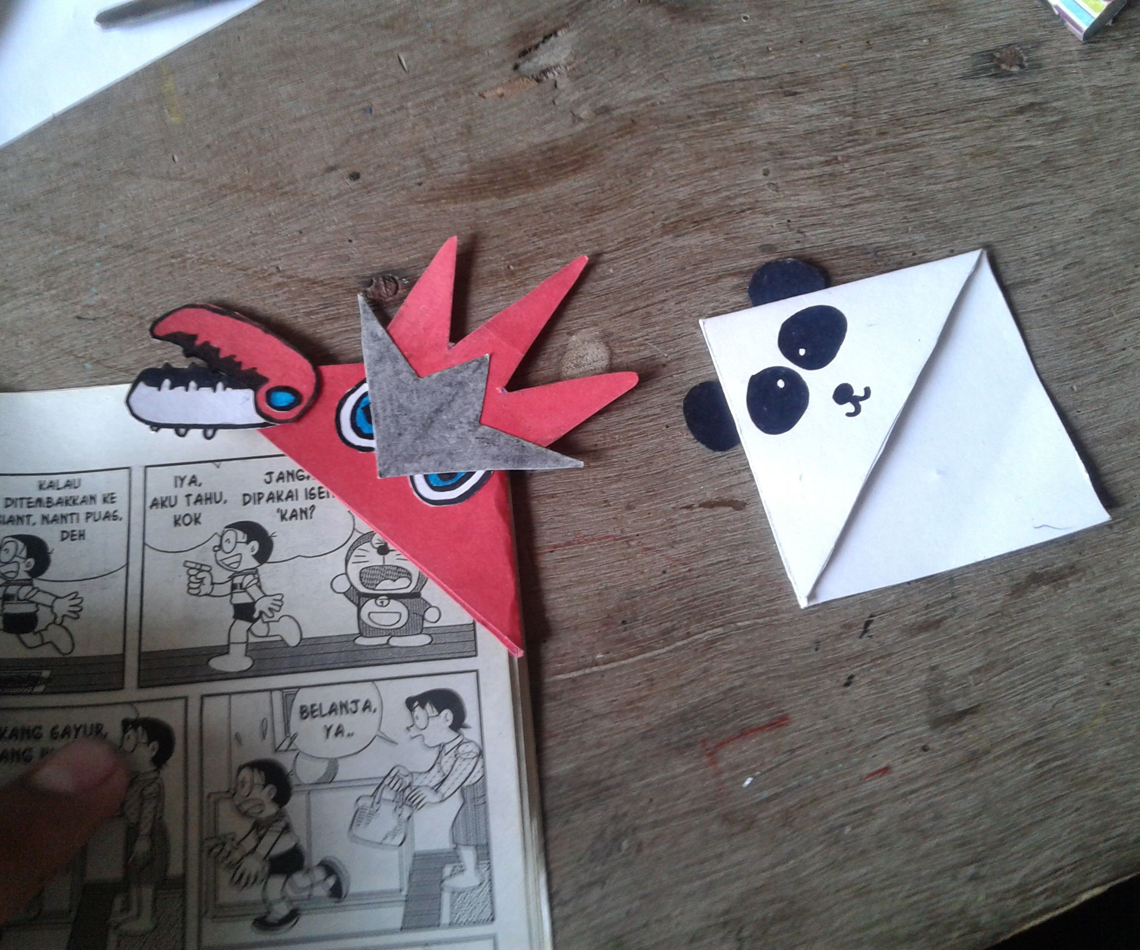 Make Your Own Custom Bookmarks