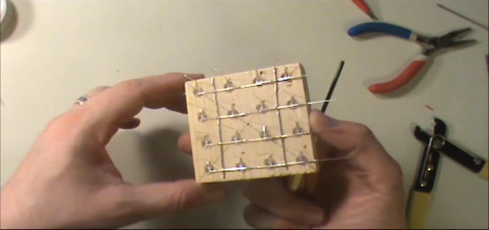 4X4X4 LED Cube Construction
