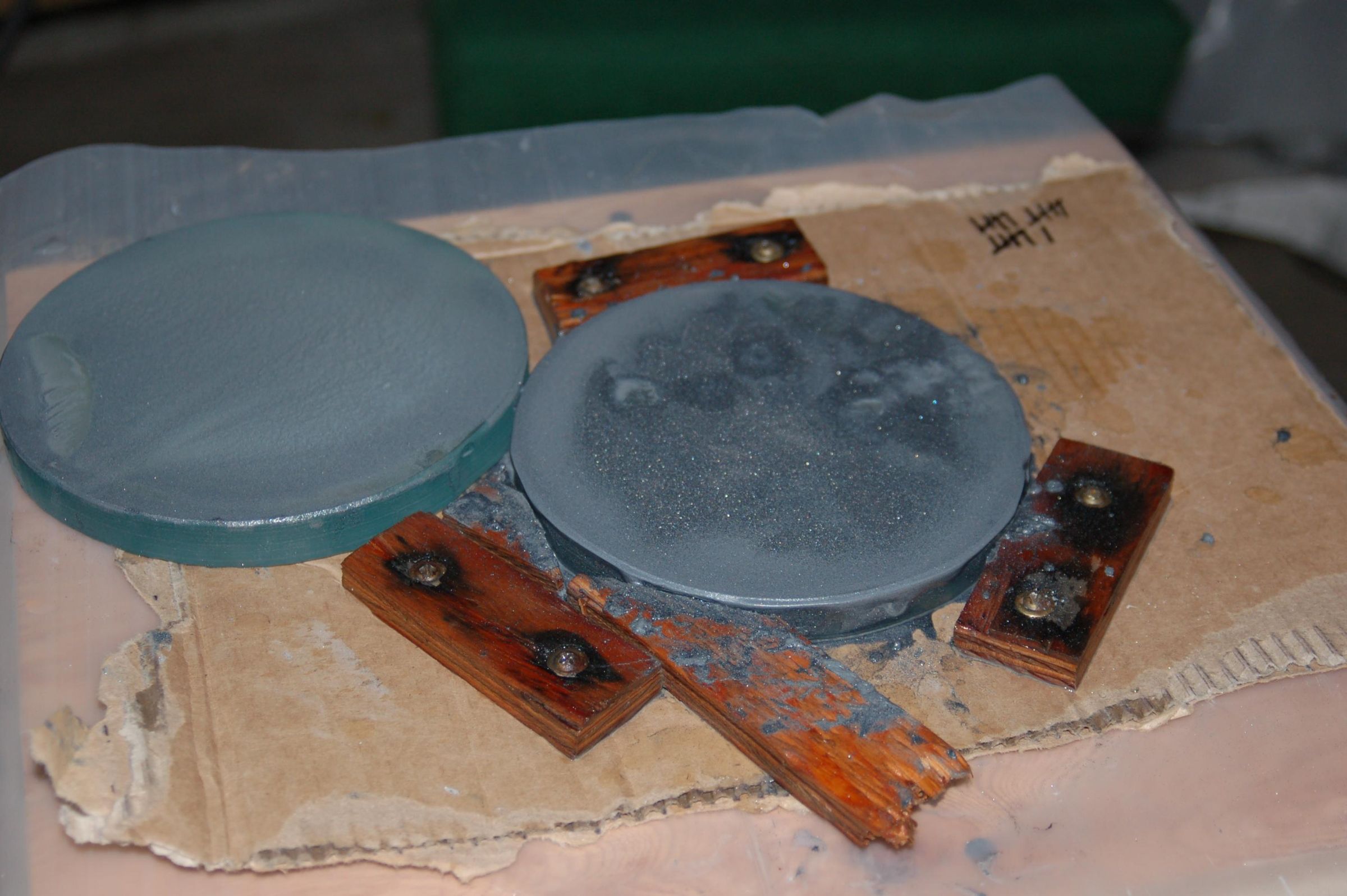 Grind and Polish a Dobsonian/Newtonian Telescope Mirror With Hand Tools